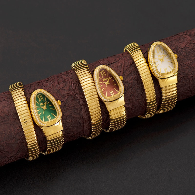 Relógio feminino dourado Miss Luxe com detalhes brilhantes e acabamento sofisticado