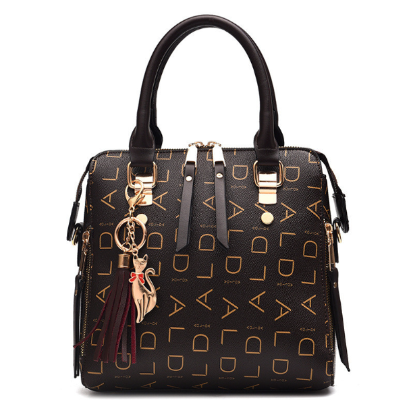 Bolsa feminina estruturada com acabamento premium e design sofisticado. Ideal para compor produções clássicas com elegância e funcionalidade.