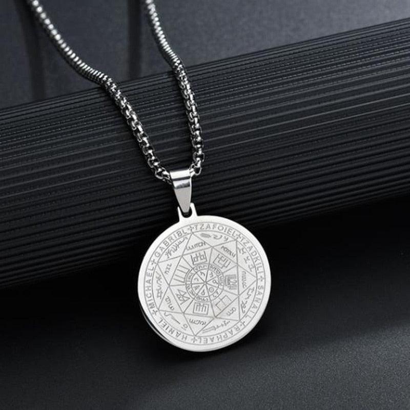 Medalhão espiritual em prata com selo dos 7 Arcanjos e corrente ajustável