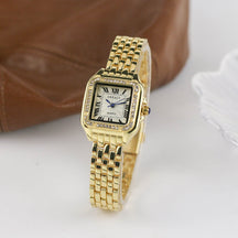Relógio feminino Grealy com pulseira refinada e mostrador minimalista em tons dourados e brancos